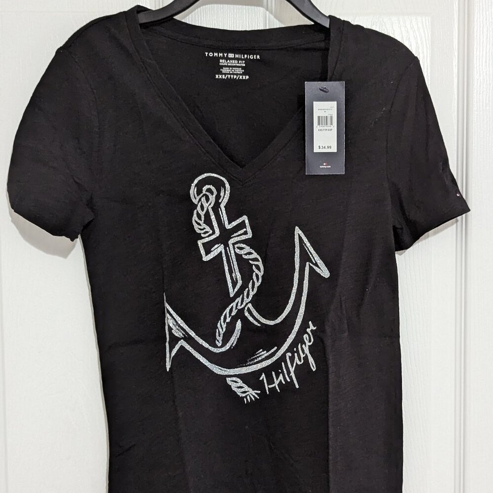 NWT Tommy Hilfiger Black/Silver Anchor Cotton V-Neck Relaxed Fit T-Shirt Sz XXS
